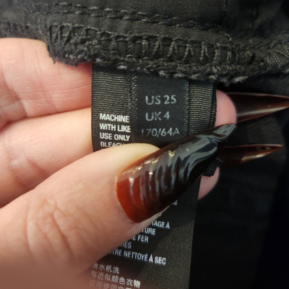 We The Free CRVY Straight Shooter Distressed Jeans - Picture 10 of 10